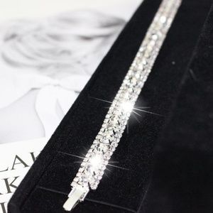 Luxury 12 carats AAA White Diamonique Bracelet